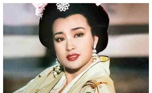 金银珠宝|武则天墓前的无头石人,千百年无人能懂,却被种地老农无意破解