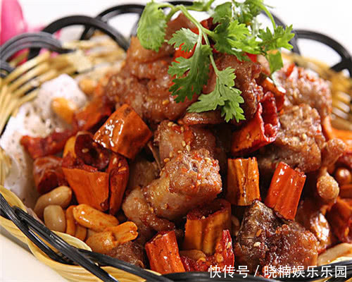 鸡肉|做辣子鸡要想好吃有诀窍,学会这一招,保管鸡肉香脆可口超下饭