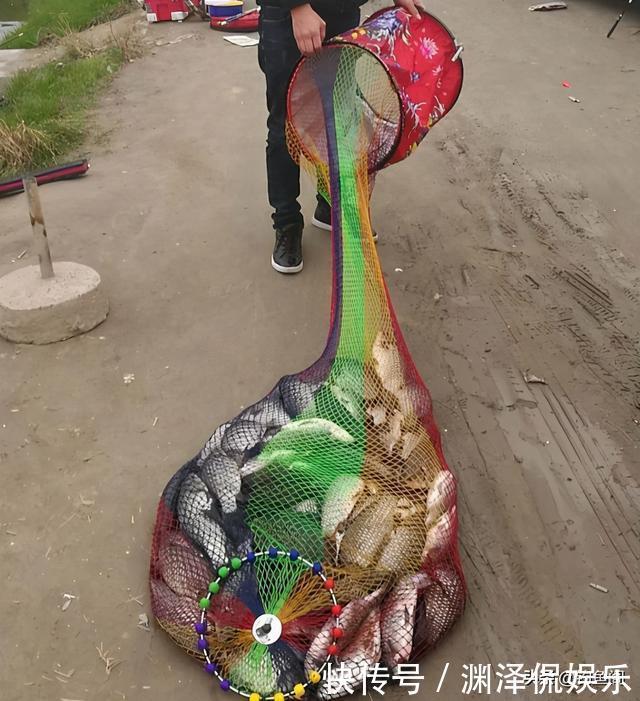 钓鱼时总是挂到鱼鳞？只需简单调整，就能轻松把鱼钓上岸