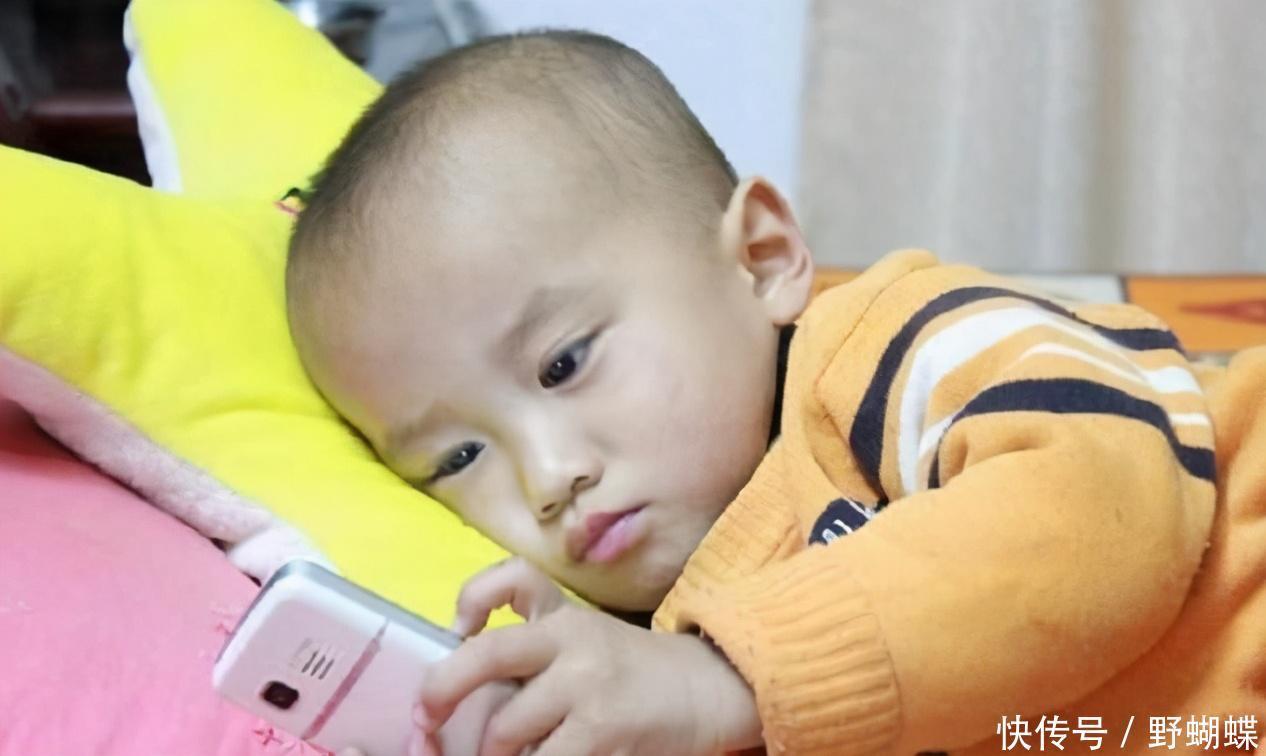 父亲|5岁健康男孩忽然失明,查出原因后,医生大骂父亲是混蛋