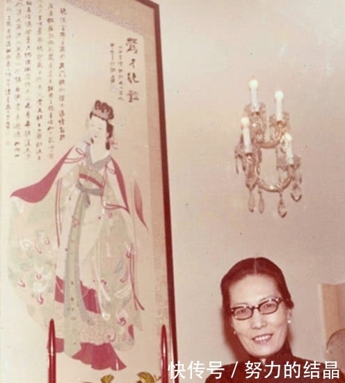 嫣然一笑的宋美龄和遛鸟的林徽因罕见照,英姿飒爽,风姿绰约