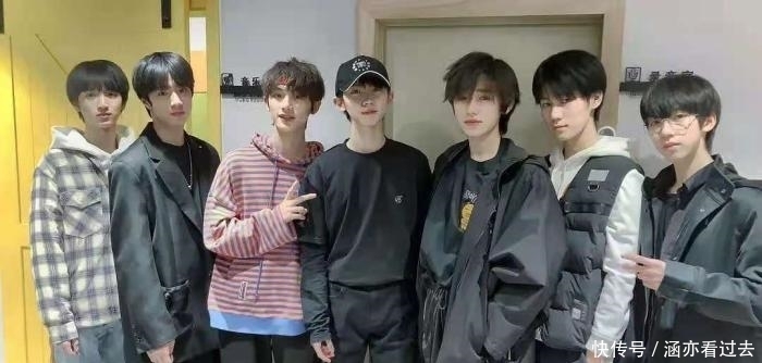 综艺感 新期《迷失大逃脱》开播,白敬亭刘耀文被老粉抵制,黄明昊有危机