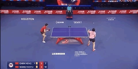 邓亚萍|邓亚萍惊呼:这球我都少见!王曼昱陈梦史诗级对拉23大板!