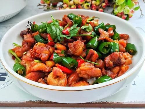 干煸|女儿最近就迷它,隔三差五就炒一盘,10分钟出锅,酥香解馋