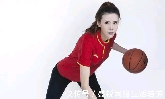 紧身球衣|苏群:建议女篮穿紧身球衣比赛,既要展现技术也要展现美!