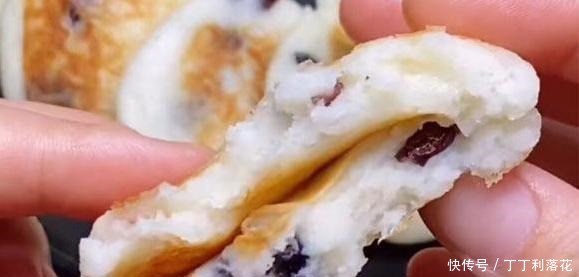  多给孩子做些它，比面包好吃多了，低糖少油健脾胃，很快就出锅