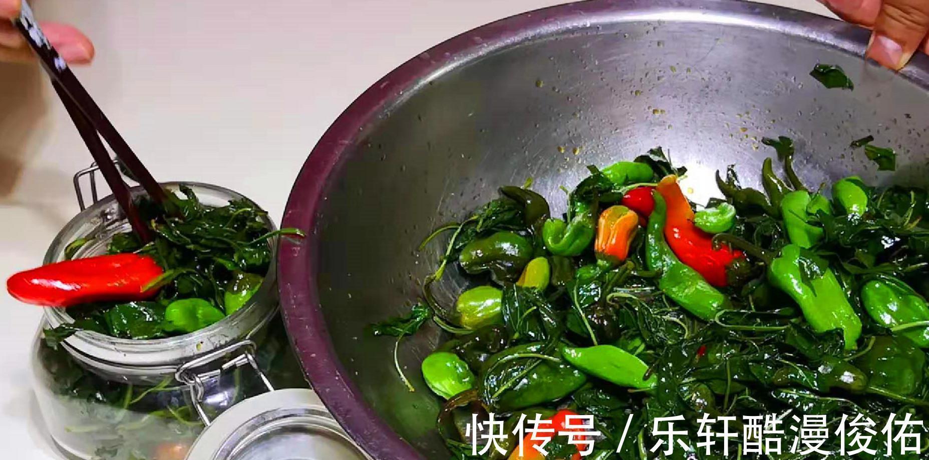 腌辣椒时，不要先加盐，教你1招，辣椒不生花不易坏又入味，真香