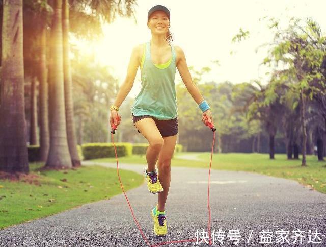 减肥瘦身|跳绳减肥效果非常好,但跳绳前要牢记三点,或许想不瘦都难!