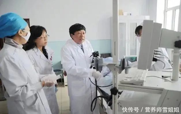 厕所|17岁男孩,一天跑8次厕所,医生分析诱因,一种肉吃太多惹的祸