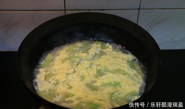 潔白|女性多喝這碗湯, 防止皮膚老化, 使皮膚潔白, 細嫩!