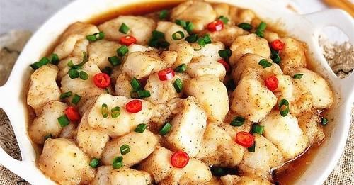 鱼肉|这菜只要简单蒸一蒸，十分钟上桌，鲜美入味，营养丰富又健康