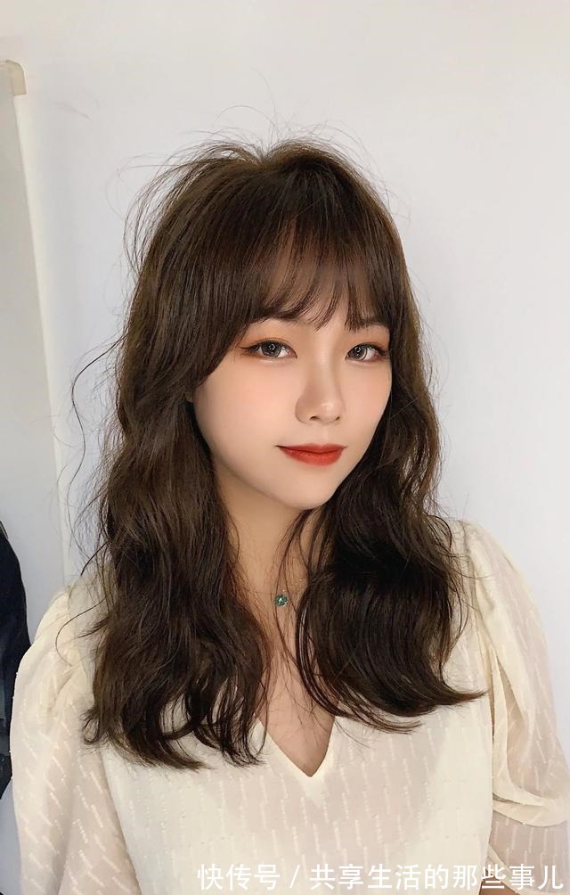 中大卷 你的发型不够美,烫个卷发大变样,洋气时尚颜值翻倍!