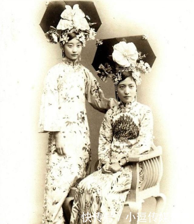 漂亮|还在以为清朝格格丑？带你看看漂亮的清朝格格