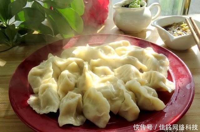  吃饺子，啥馅也不如它好吃，鲜香多汁胃舒服，可惜很多人不知道
