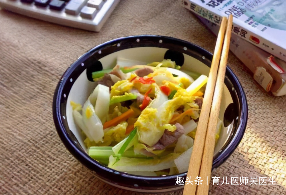 食物|中年女人想年轻，多吃的食物，细腻肌肤，预防便秘，越吃越年轻态