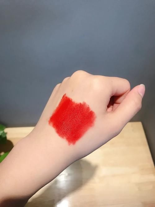 为什么一到卸妆前，我就那么美？|我的化妆台C位 |为什么一到卸妆前，我就那么美？\＂,\＂i10\＂:\＂我的化妆台C位