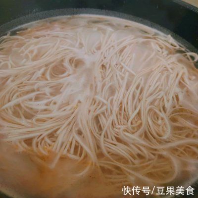 西红柿|巨好吃的西红柿打卤面