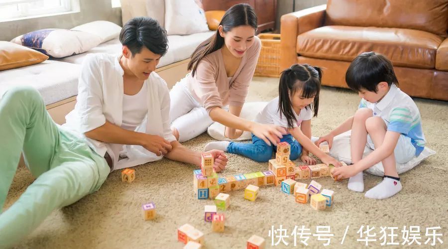 刘女士|为帮娃完成手工作业，一晚喝20瓶矿泉水，网友：这届父母太难了