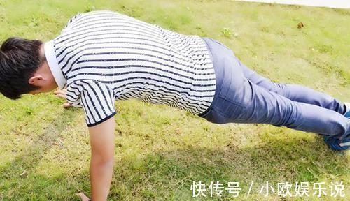 男性每天坚持做俯卧撑,几种好处不请自来,可惜许多人坚持不下去