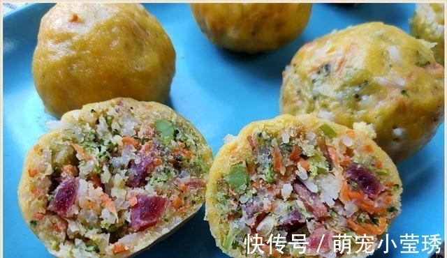 菜团子|家有面粉一定要学会这吃法，营养高热量低，10分钟就上桌，特简单
