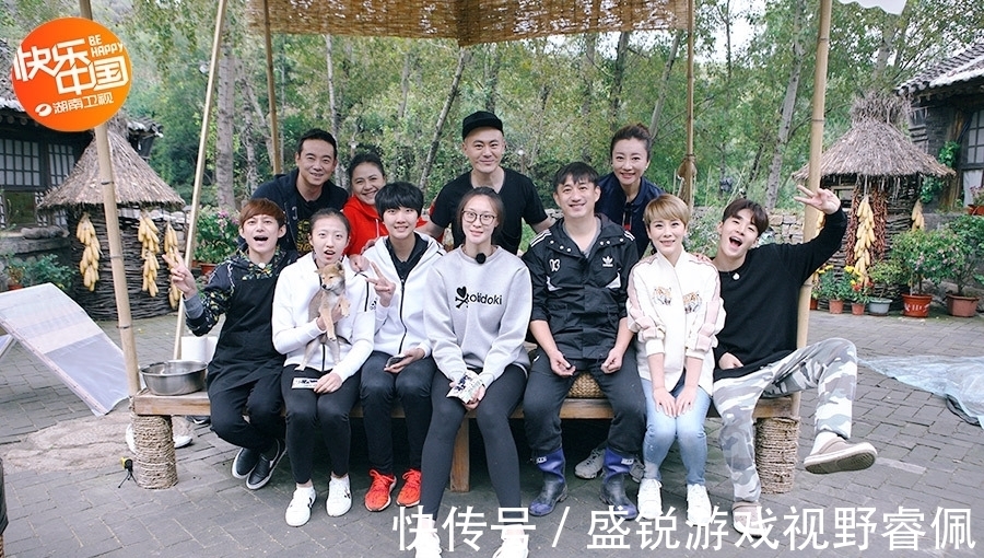 中國女排|袁心玥參加節(jié)目《向往的生活》，大華向她“獻(xiàn)殷勤”被她直接拒絕