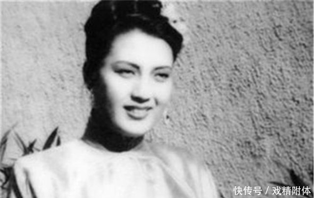 郭沫若与姐妹花的传奇姻缘,导致2人都自缢身亡!难怪鲁迅反感他!