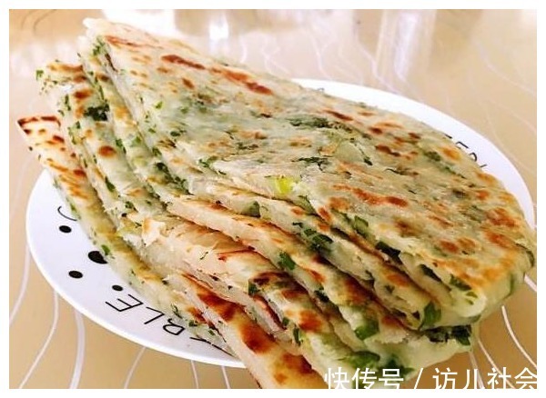 香酥|葱油饼最好吃的做法,只需3步,香酥脆爽又美味,凉了也不会硬