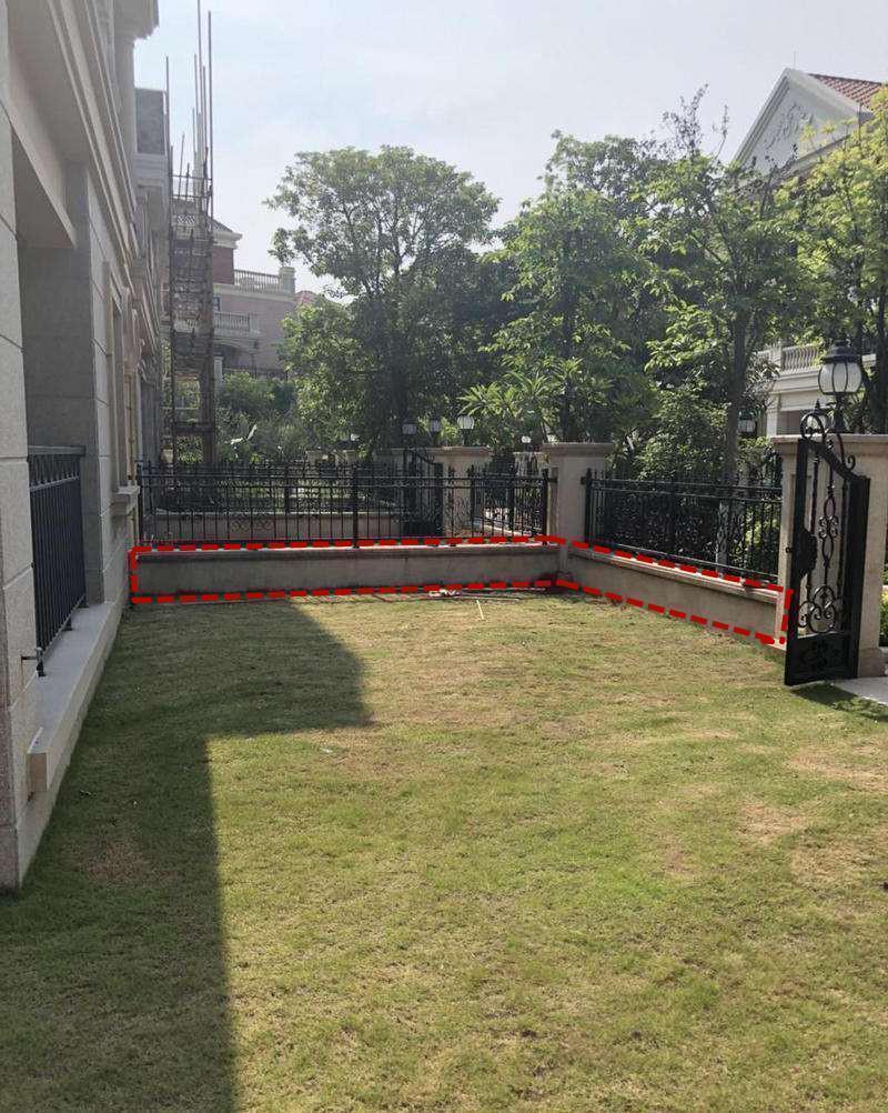 庭院|住的是别墅，门口院子搭圈围墙隔个小花园，邻居不允许：这是联排