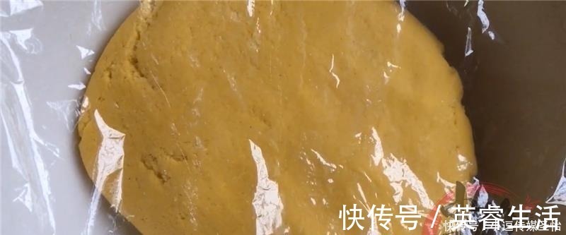 五克酵母粉|吃了20多年的馒头，馒头这个做法头一次见，金黄蓬松好吃