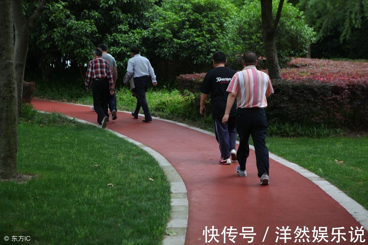 夫妻俩|夫妻俩老了，为什么大多是男方先离世医生无非3点