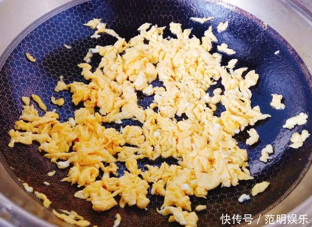 生煎包这样做,皮软馅大,又鲜又香,儿子一口气吃5个还不够