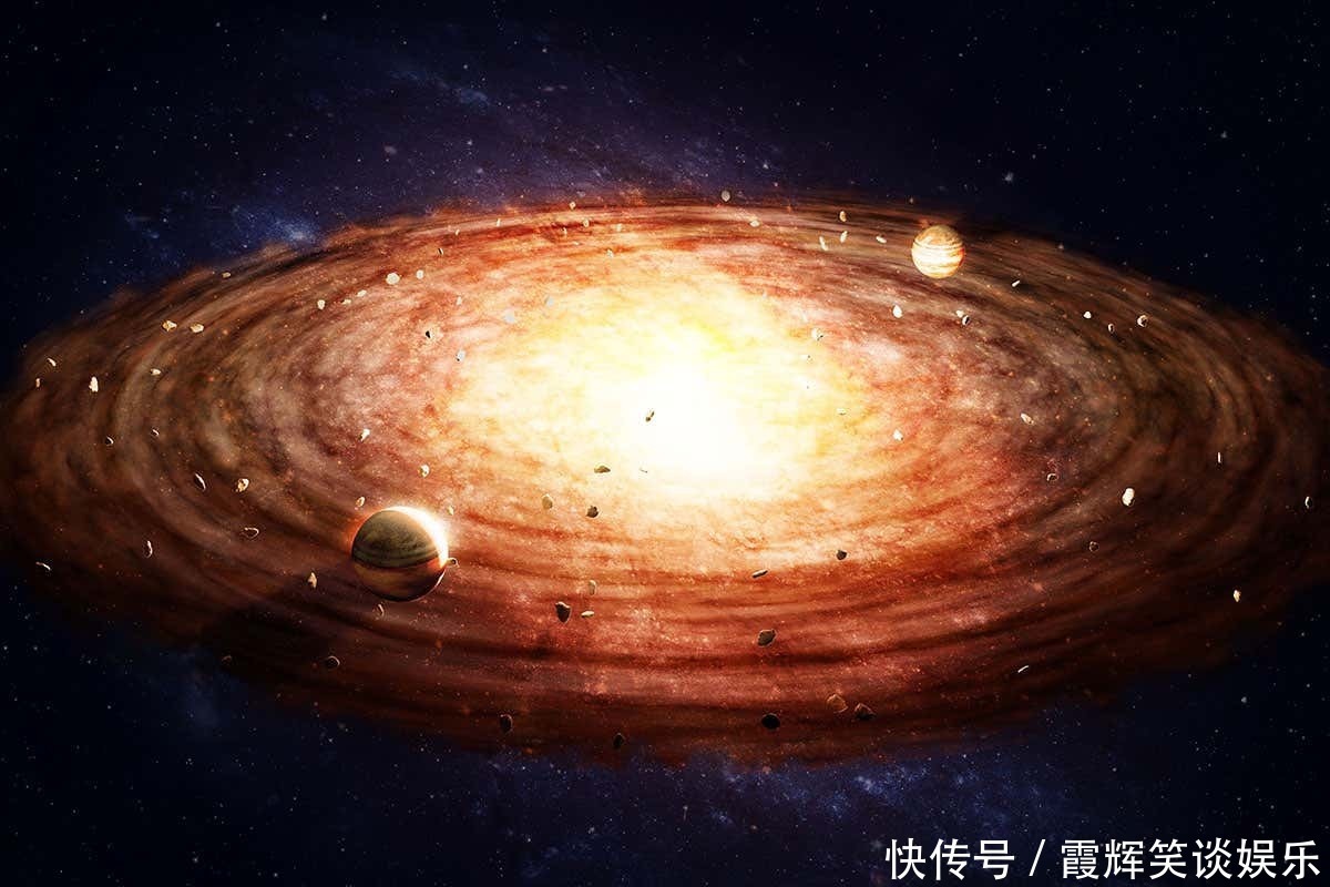 平面 既然太阳系是一个平面,如果航天器垂直飞,不就突破太阳系了?