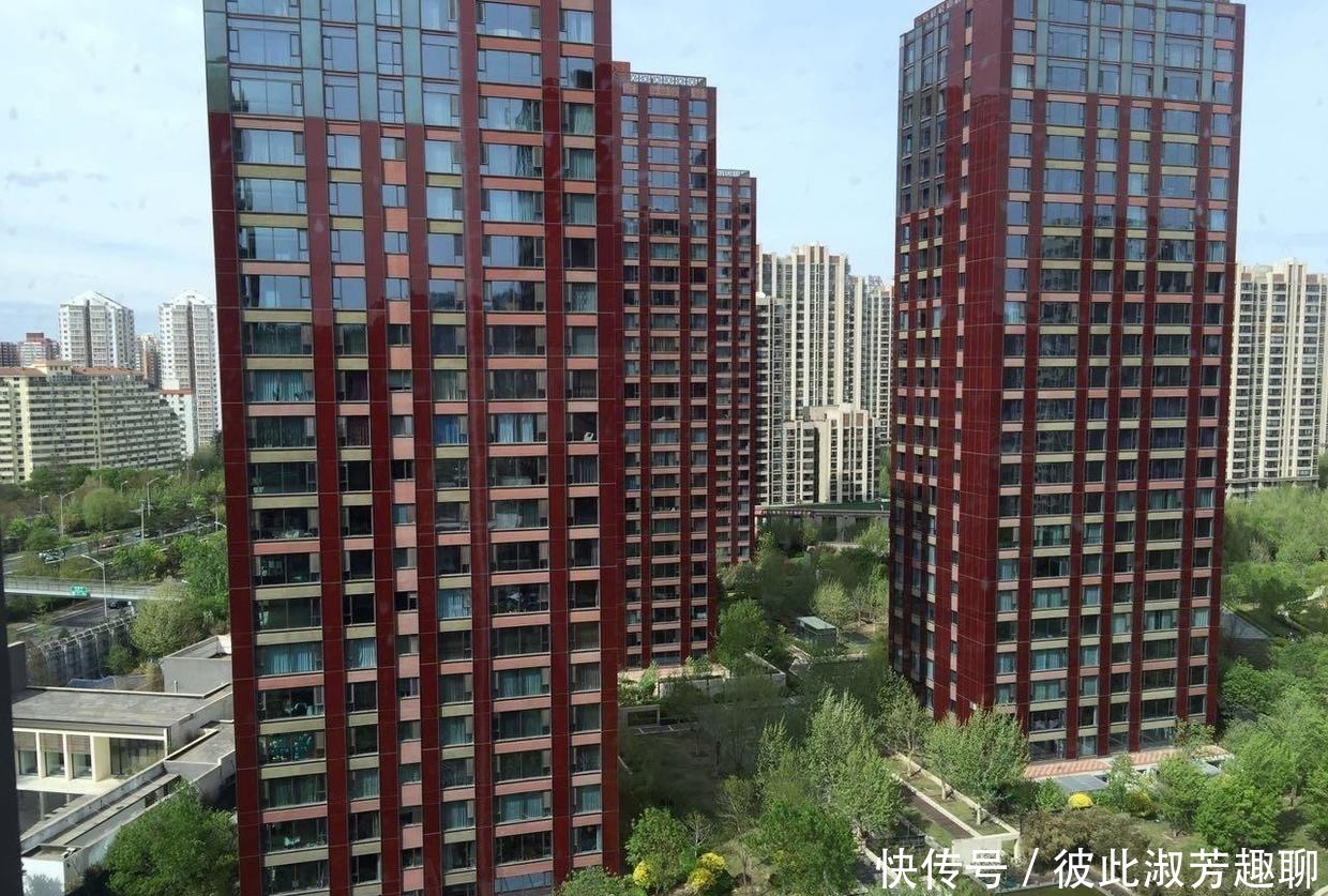家庭|过来人提醒：一梯两户买东户好还是西户好？很多家庭都想错了