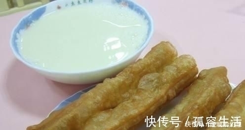 忌口|年纪越大越需要忌口?提醒:40岁后,这3种食物能不吃就不吃