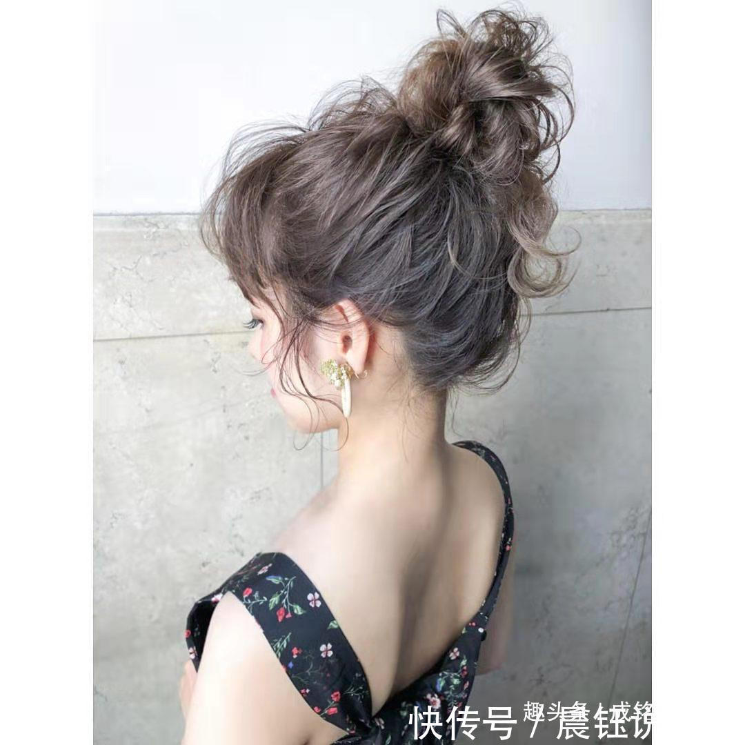 发型 简单随性的编扎造型,巧妙组合随心搭配,让你天天换发型