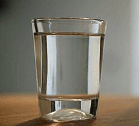 中年|喝水时谨记4个字，或许有助于健康长寿，看看你能做到吗？