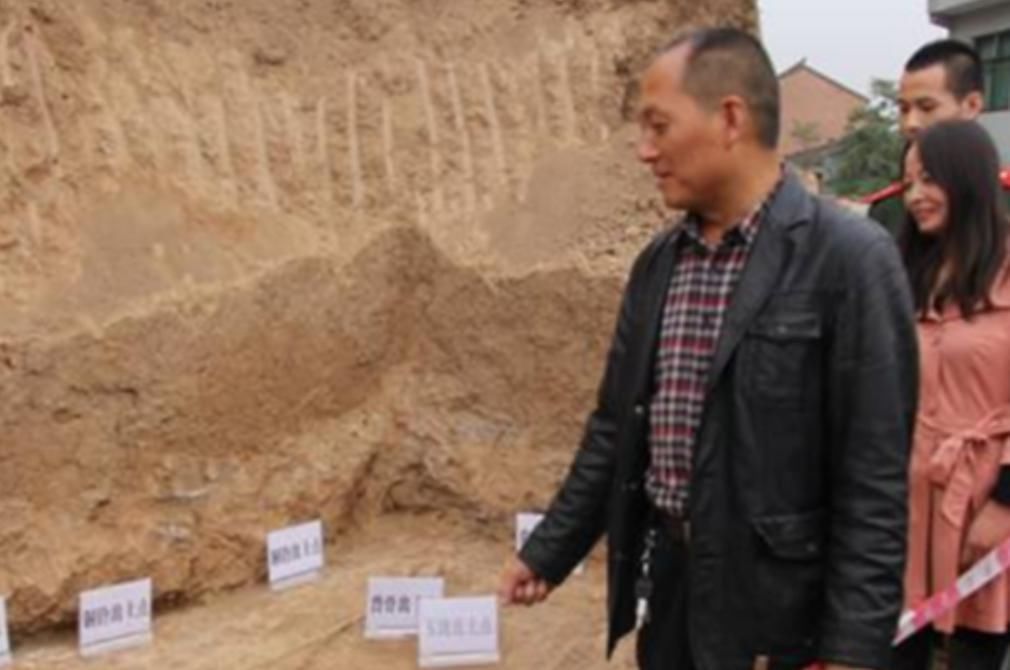 出土|几平方大的“厕所墓”,却挖出无数珍宝,专家猜测:墓主是盗墓贼