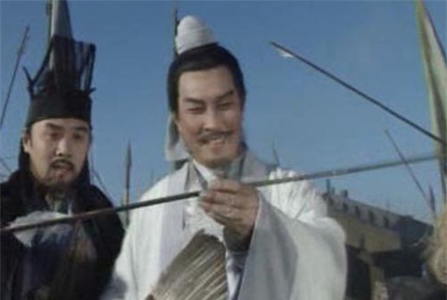 曹操|诸葛亮草船借箭时,曹操为何不直接放火箭?专家:想放但是不敢放