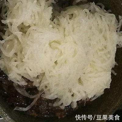 5分钟就能做好的萝卜丝饼（生酮友好）,简单又好吃