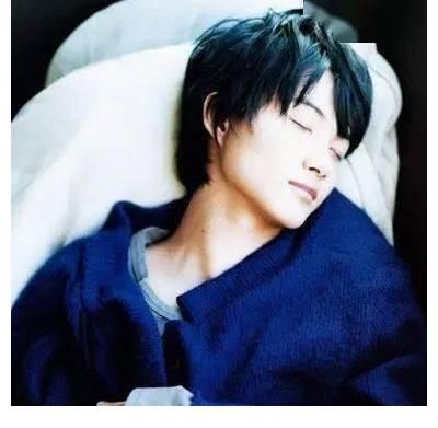 如何从国民弟弟转型为零差评演员 神木隆之介 快资讯