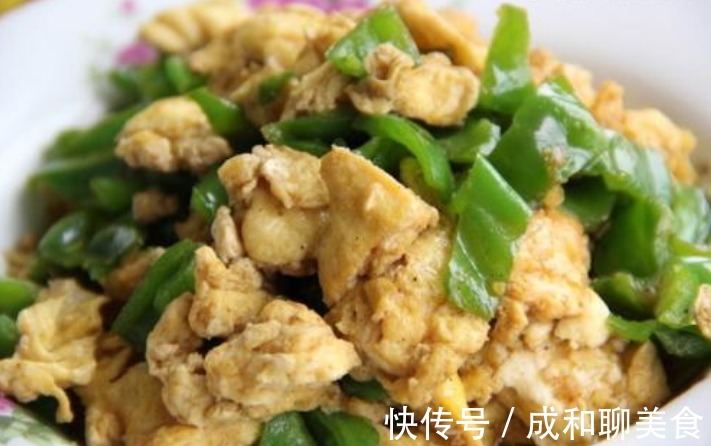 辣椒素|让人倒下的不是病,而是无知!吃青椒的2大禁忌,现在知道还不晚