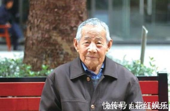 行为|加速男人衰老4个行为，如果你不改掉，你“衰老”速度会加剧