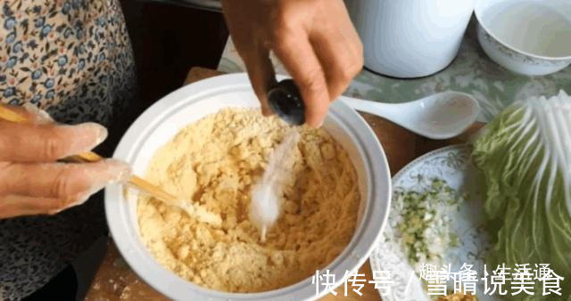 玉米面那样做太香了，给肉吃都不换，花2年研究，我家隔三差五做