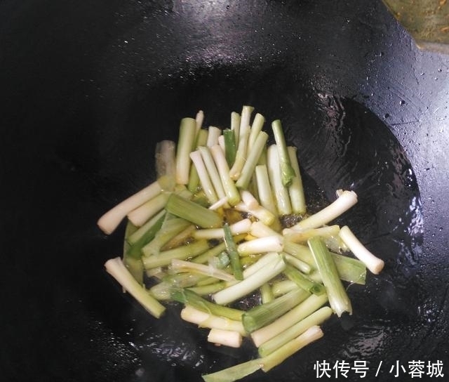 老人|“它”隔三差五吃点，对眼睛好，老人吃还补铁，我家每周都吃1次