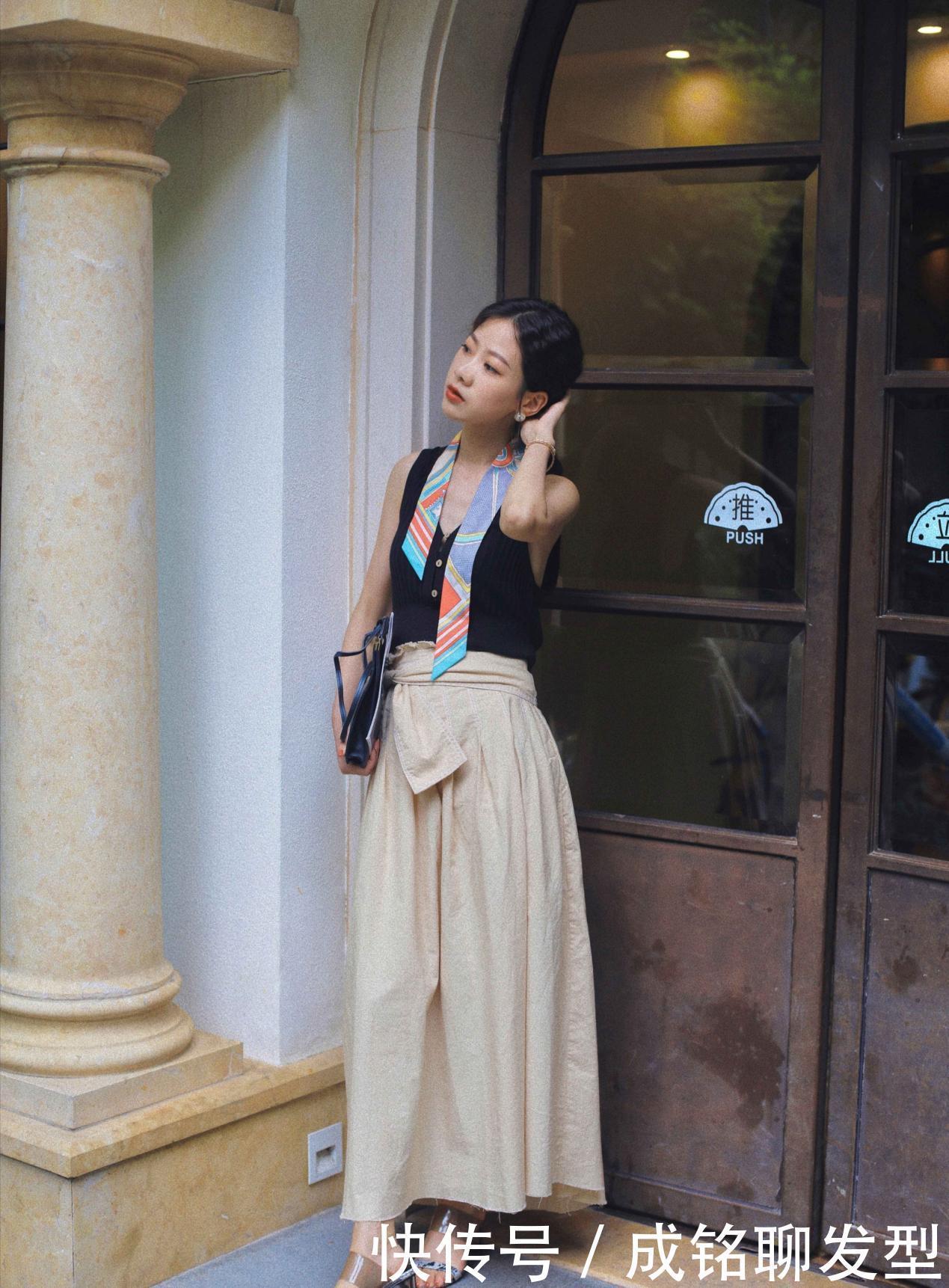 女人|四十岁女人这样穿,简约时尚又显年轻,让你每天穿搭“不重样”