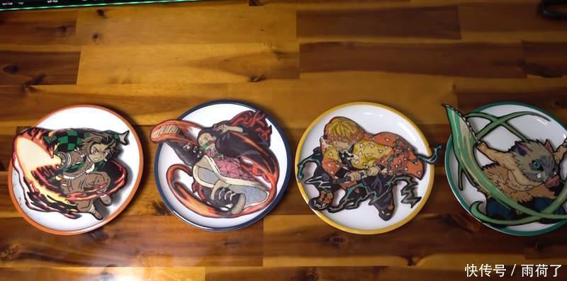 煎饼|鬼灭之刃动漫艺术煎饼画,这个完美度做完了谁舍得吃呀!
