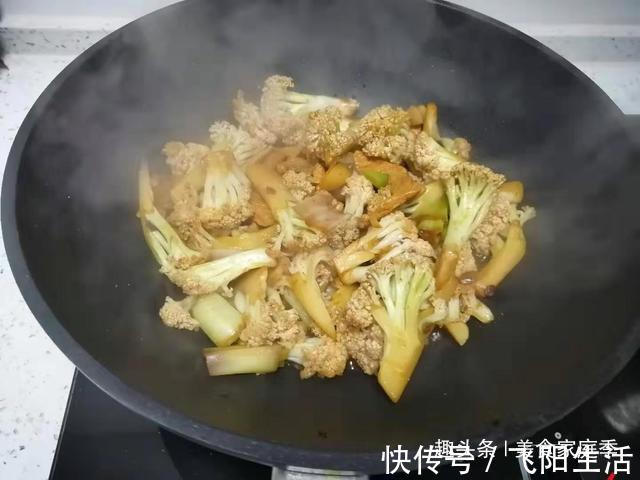 大v|大叔第一次做菜花粉丝煲,品相一般,但味道还不错,一人吃了一盆