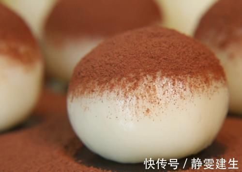 它是我做过最简单的糕点,不用发面,不用烤箱,比蛋糕面包还好吃