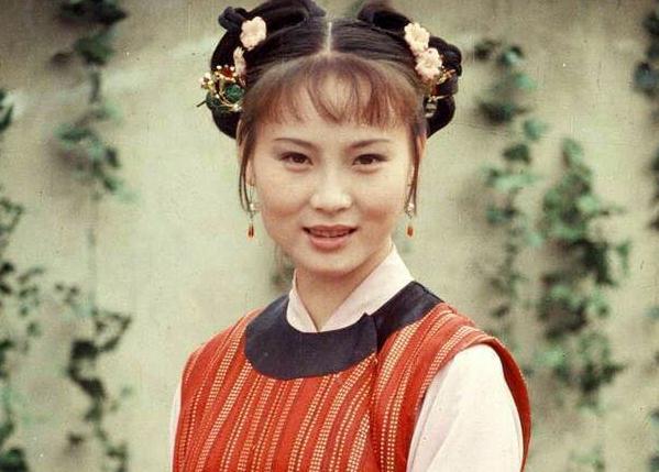 晴雯$红楼梦:小红身上的四种高素质,让她从贾府群芳中脱颖而出