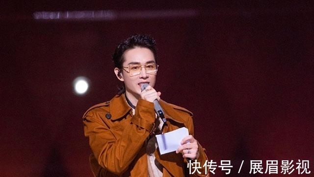 黃貫中|披荊斬棘的哥哥:陳小春喊錯李承鉉名字,熱狗跳舞首秀還摘帽